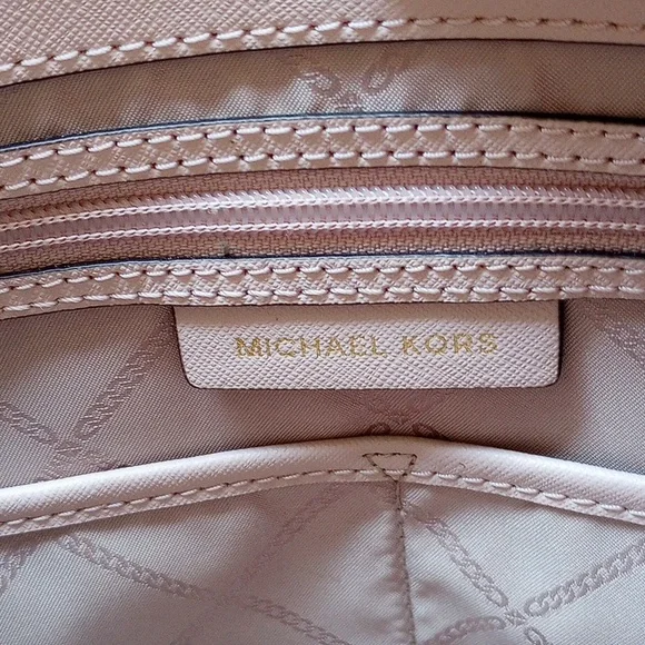 Gold Hardware MMK Jet Set Saffiano Frame Leather Bag Medium Tote Front Pocket - Picture 6 of 10